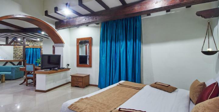 Best Western Amrutha Castle Хайдарабад Экстерьер фото